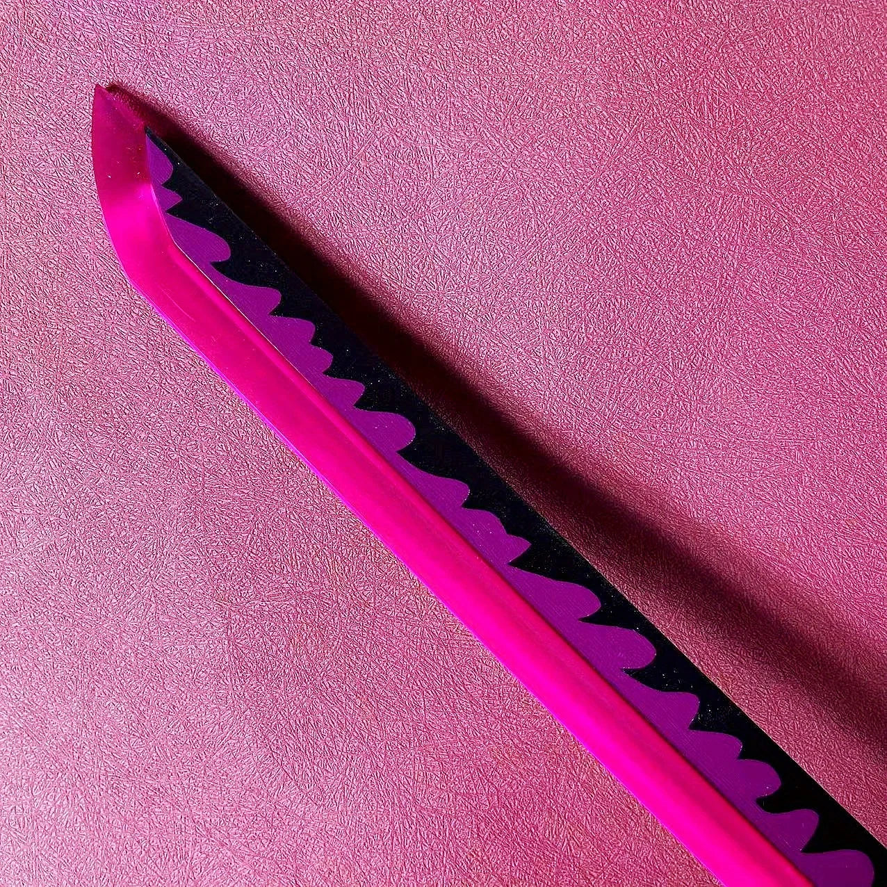 Mitsuris Love Katana – Luminous LED 40" (104cm) Cosplay Sword – Pink Edition